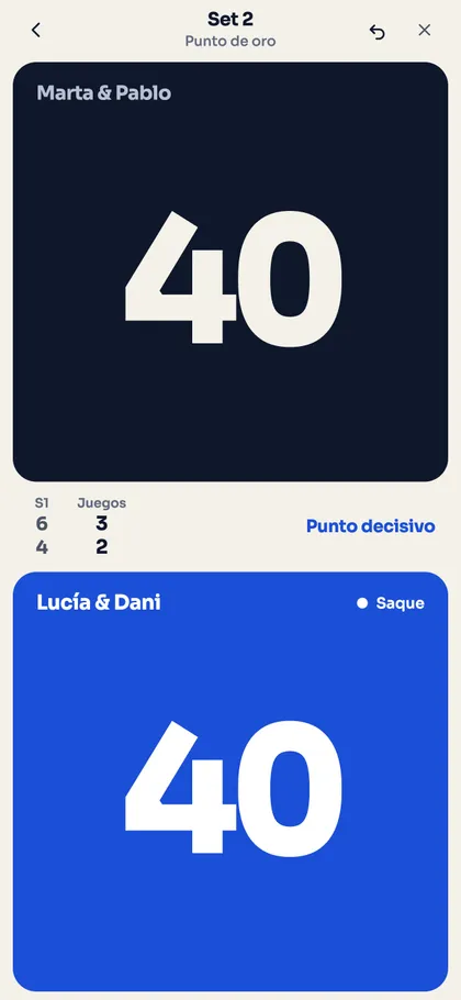 Pantalla de partido de Punto Padel en iPhone: 40 iguales en el segundo set